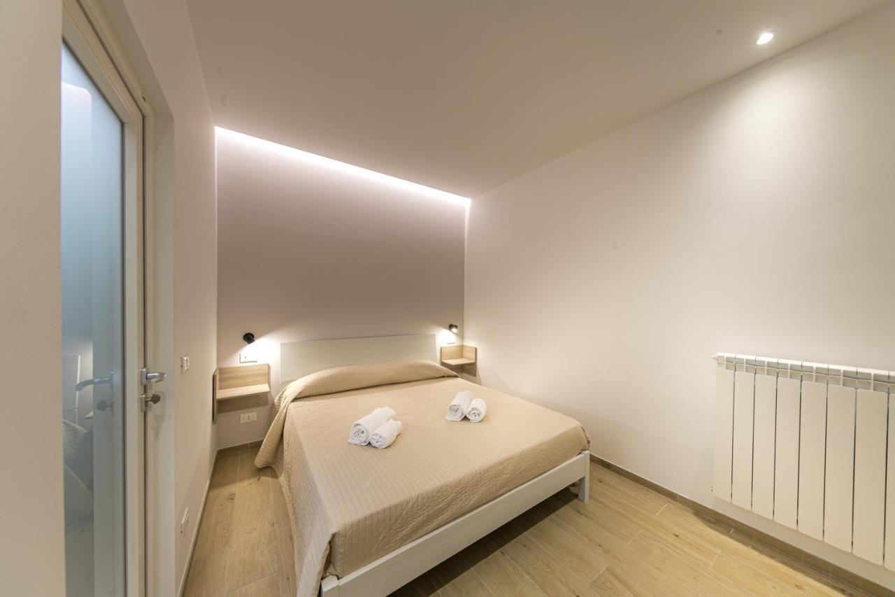Coresi Rooms 체팔루 외부 사진