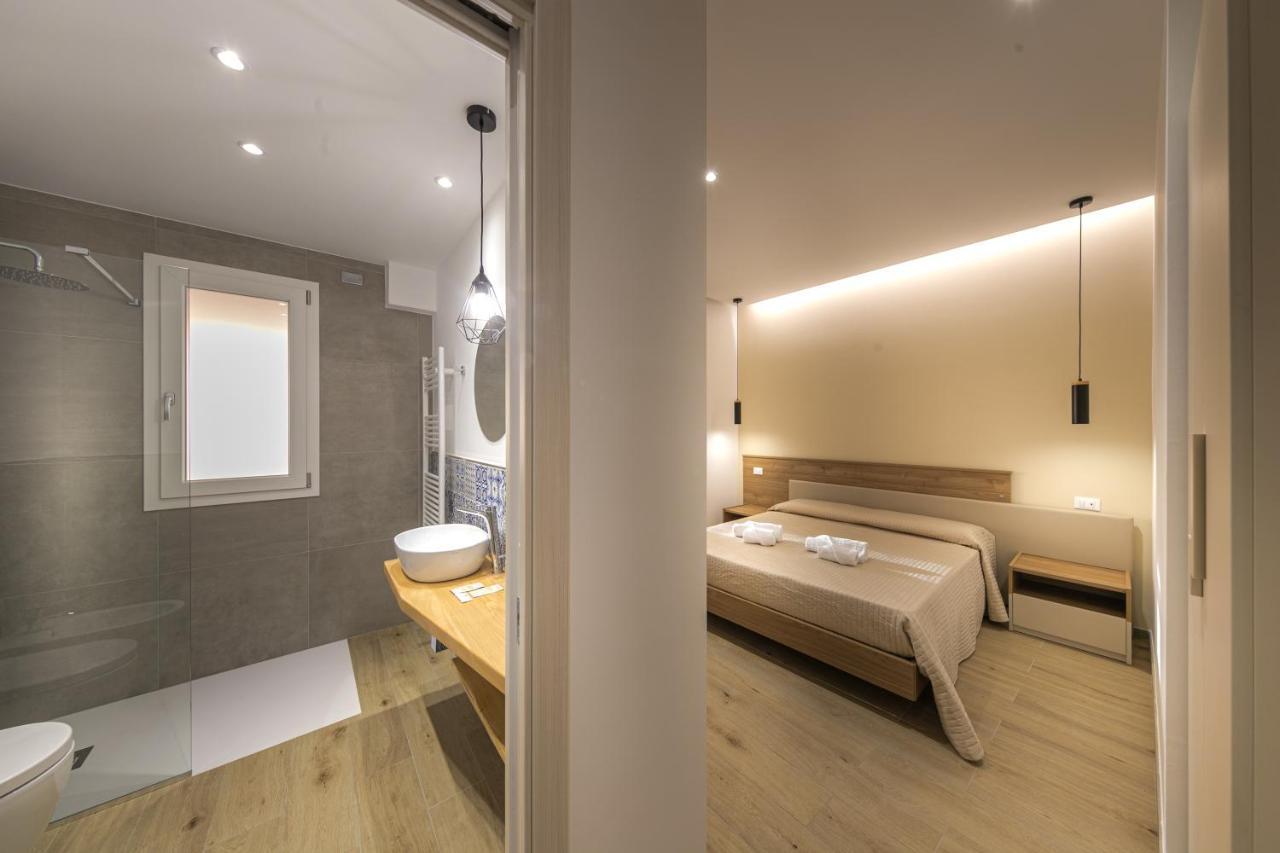 Coresi Rooms 체팔루 외부 사진